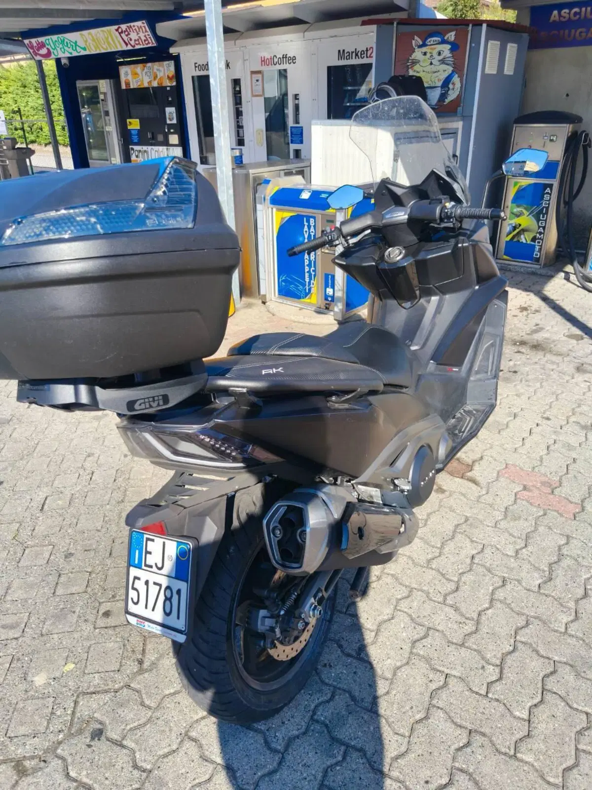 Kymco AK 550 (2017 - 19) (2)