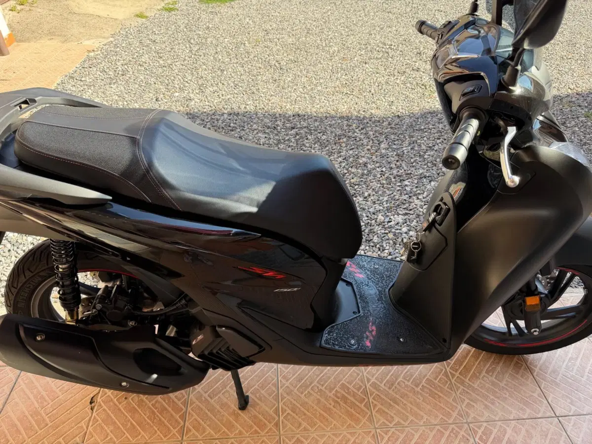 Honda SH 150i Sport (2024 - 25) (5)