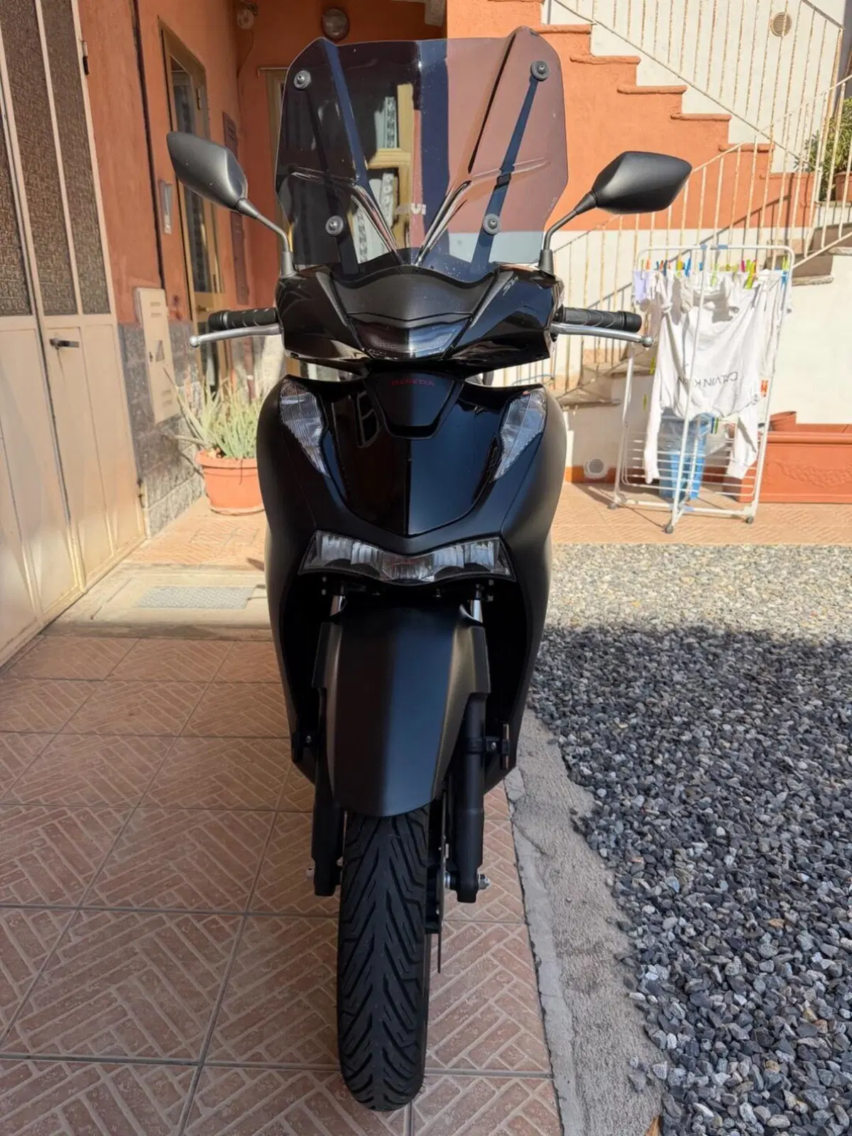 Honda SH 150i Sport (2024 - 25) (6)