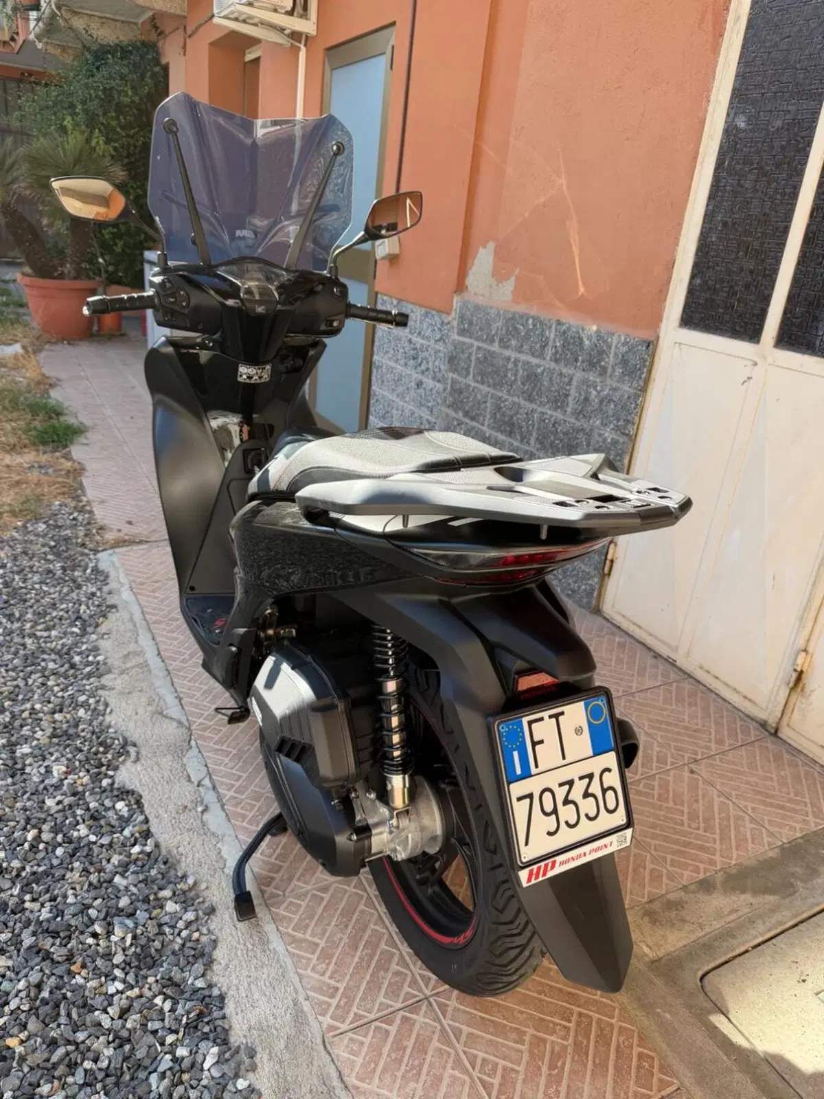 Honda SH 150i Sport (2024 - 25) (7)