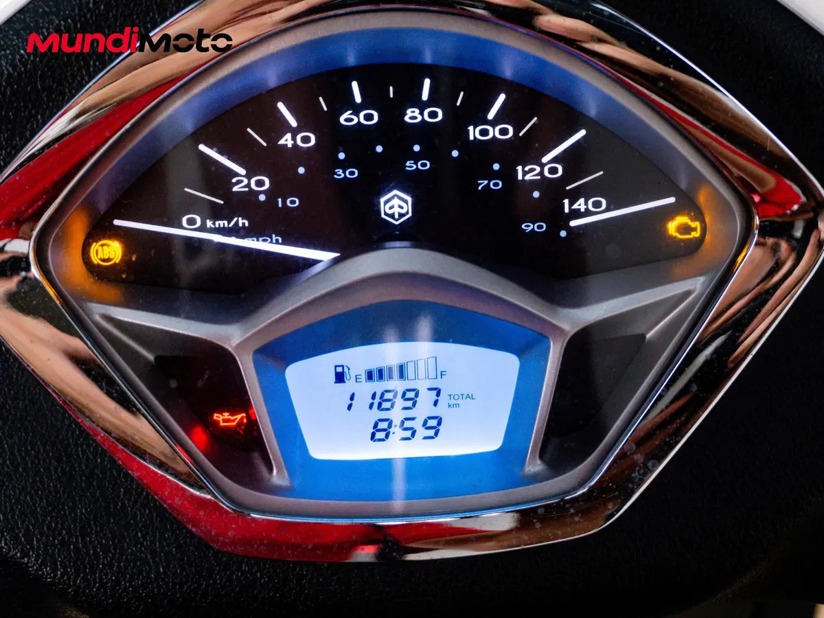 Piaggio Liberty 125 i-get ABS (2016) (12)