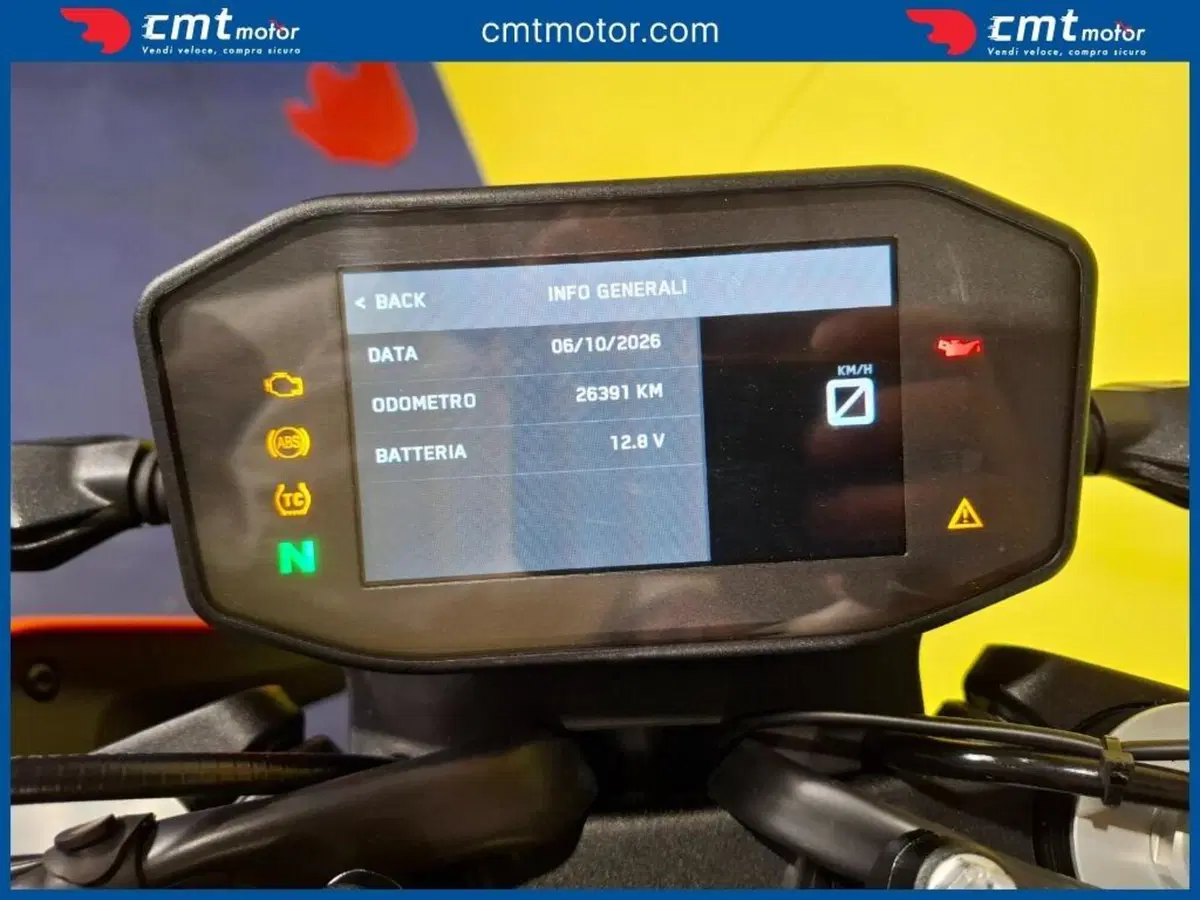 KTM 790 Duke L (2023 - 24) (9)