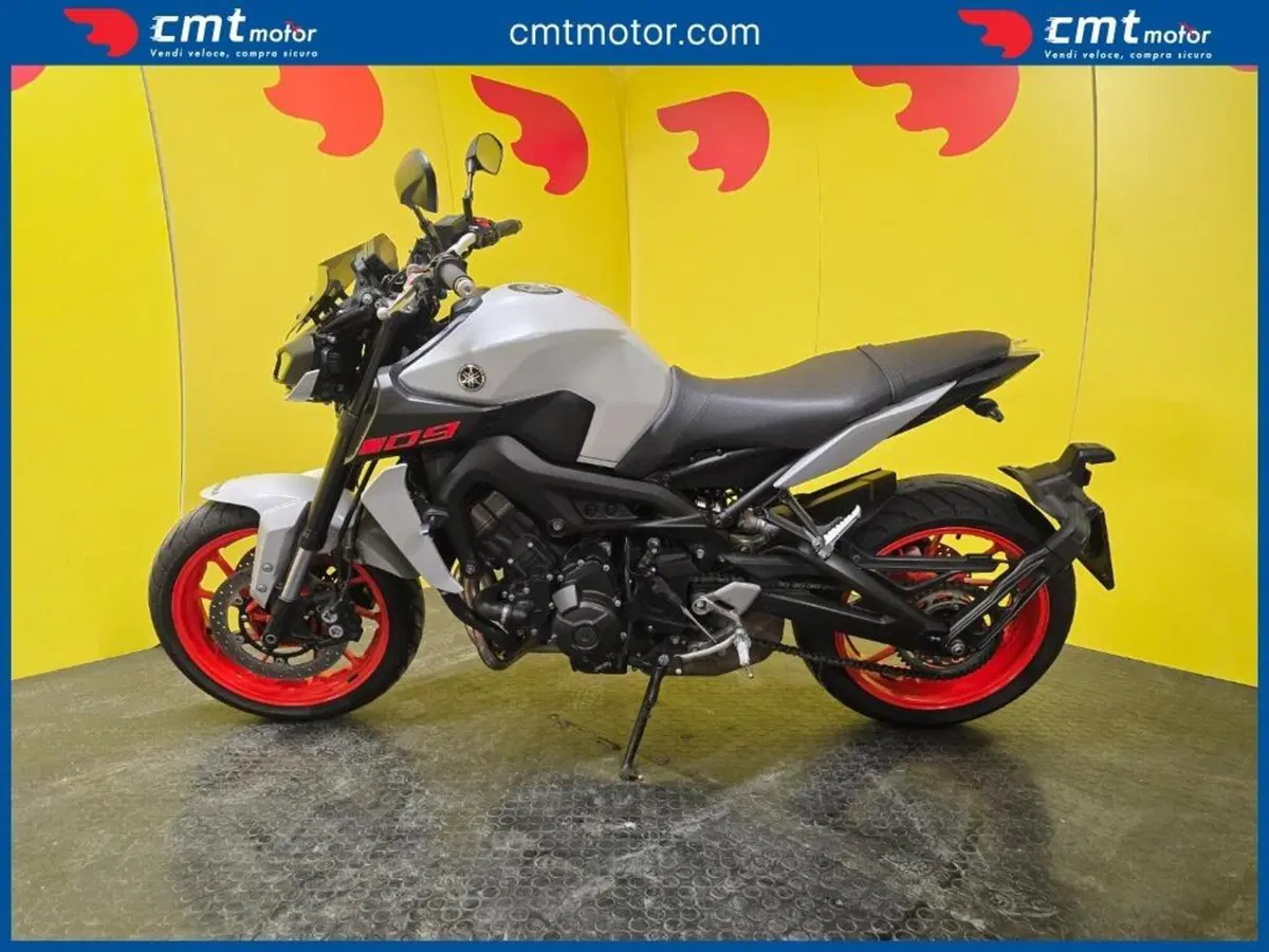 Yamaha MT-09 (2017 - 20) (3)