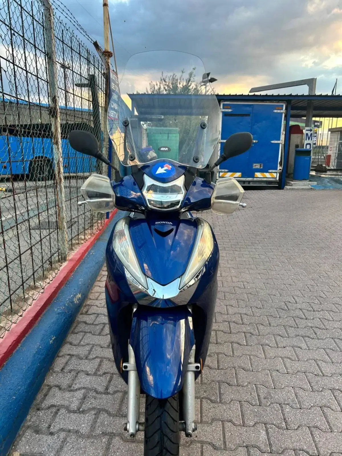 Honda SH 300 i ABS (2016 - 20) (3)