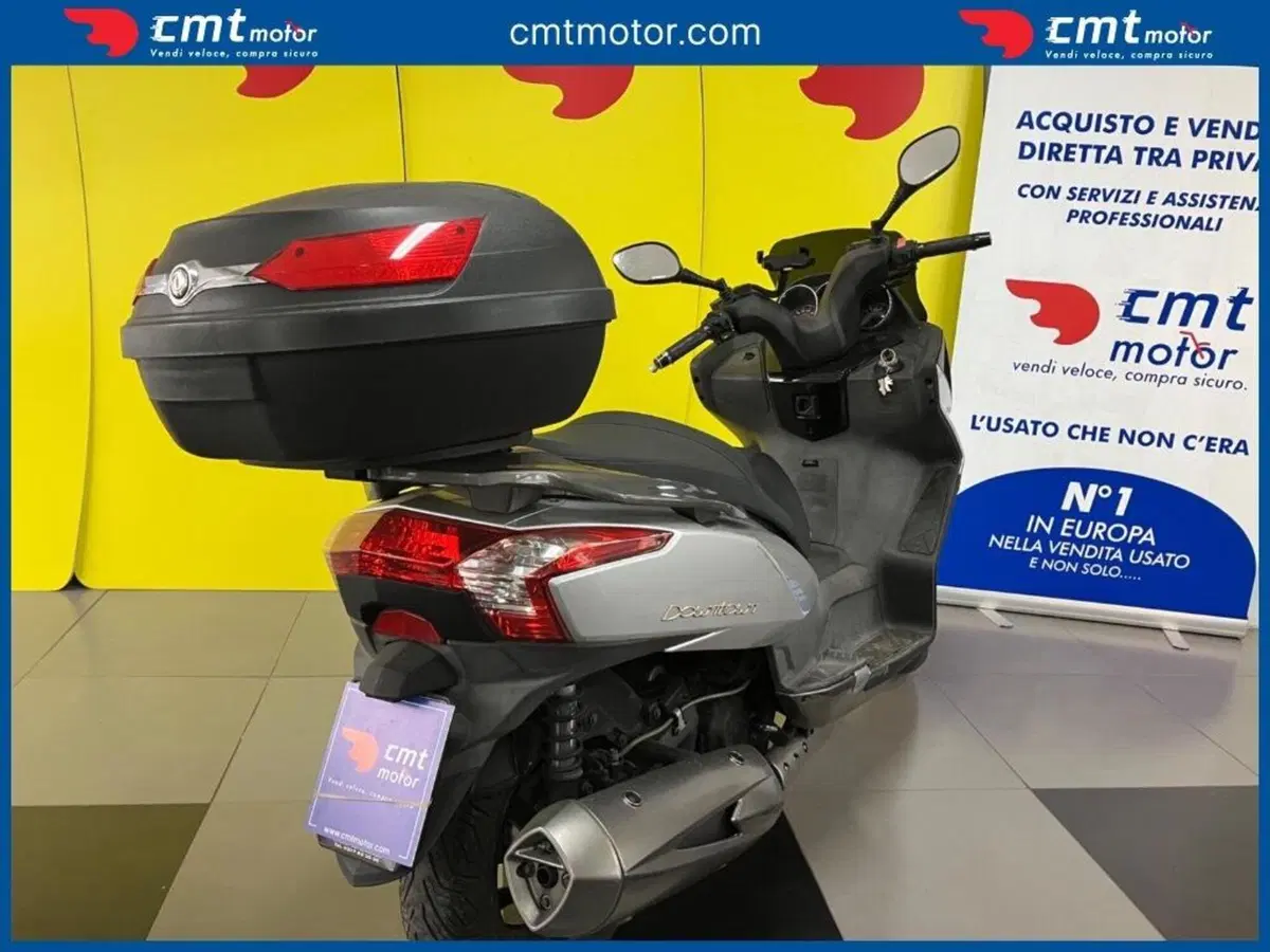 Kymco Downtown 300i (2009 - 17) (4)