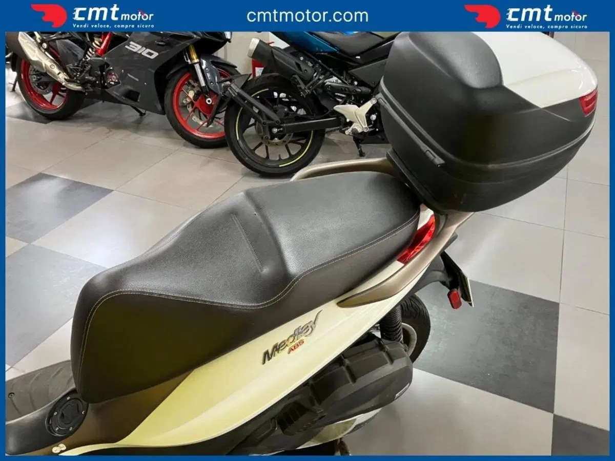 Piaggio Medley 125 ABS (2021 - 24) (7)