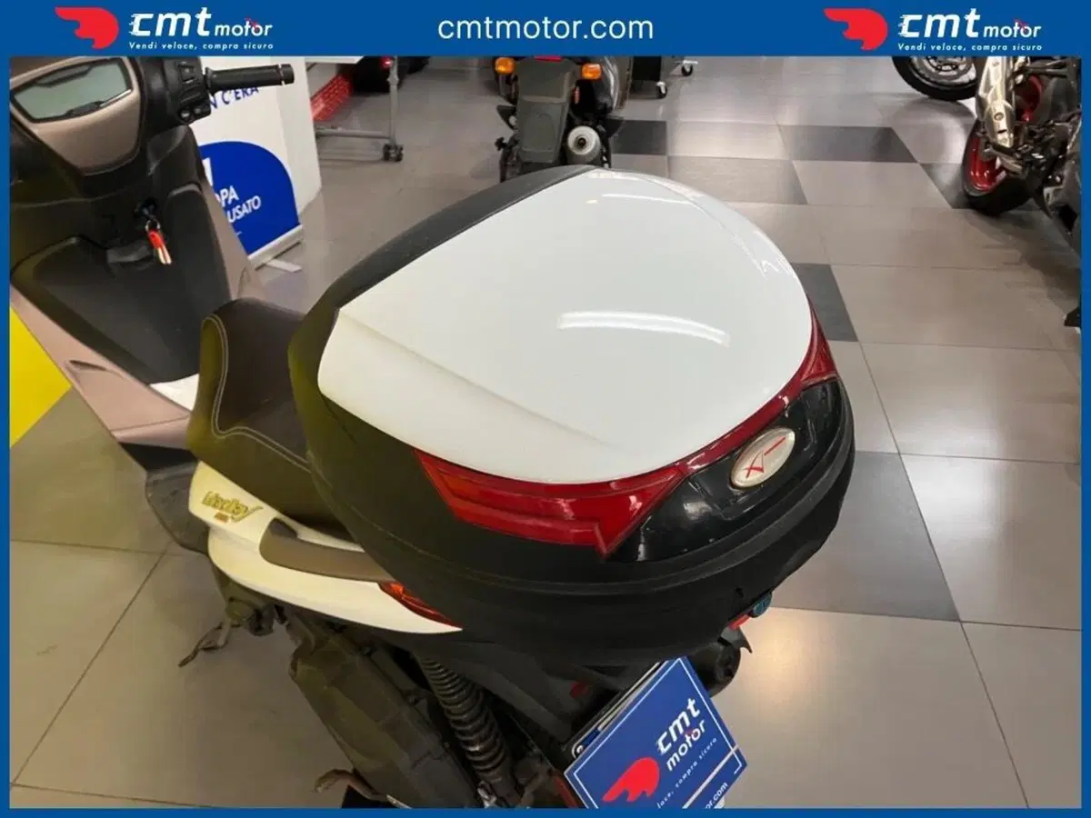 Piaggio Medley 125 ABS (2021 - 24) (8)