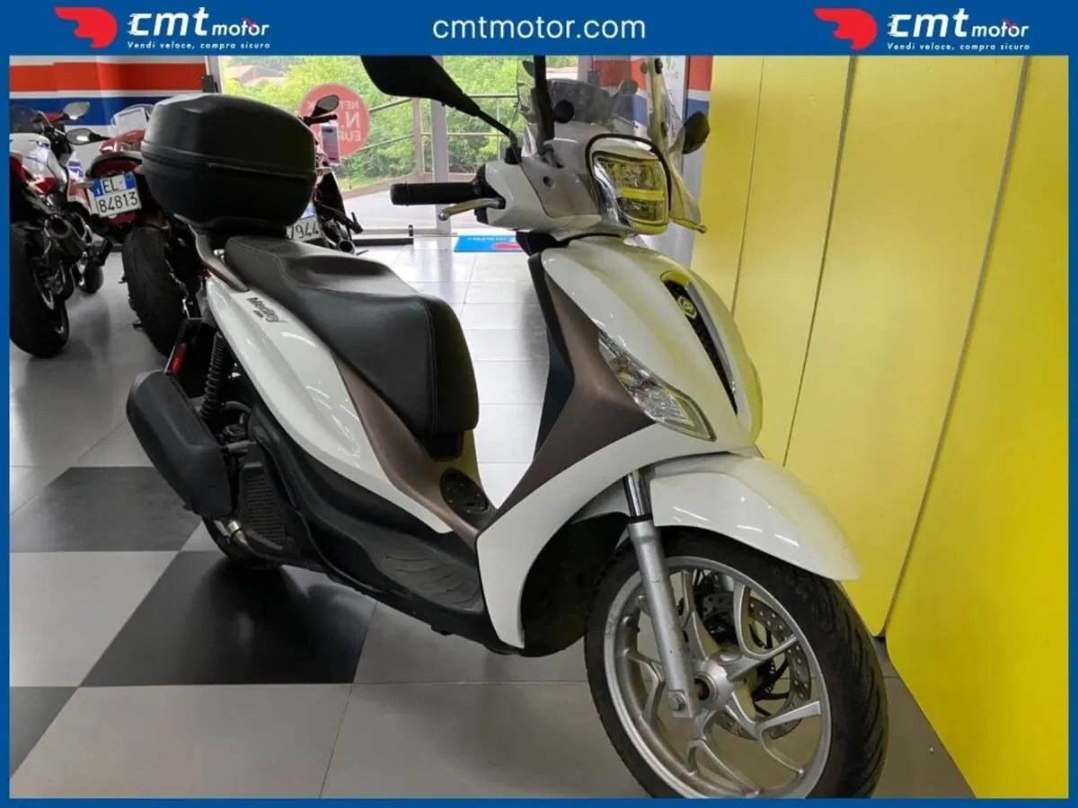 Piaggio Medley 125 ABS (2021 - 24) (10)