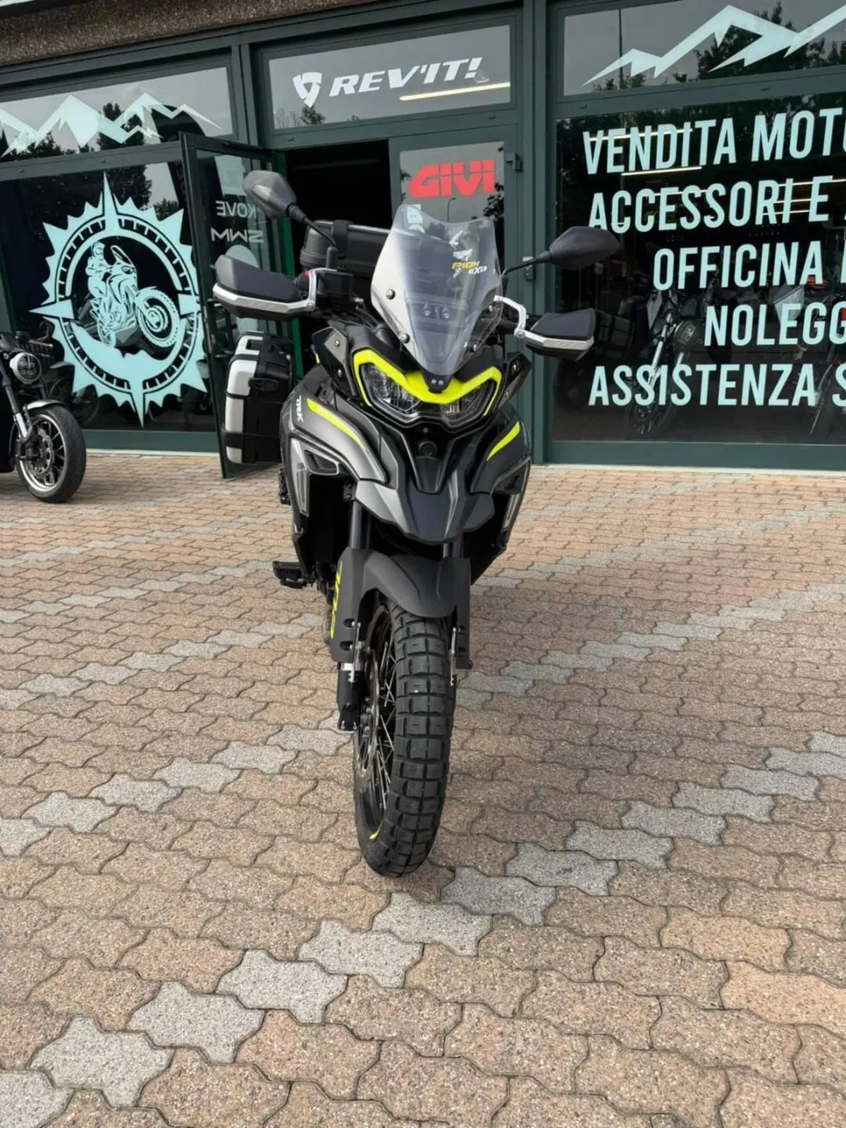 Benelli TRK 702X (2023 - 25) (2)