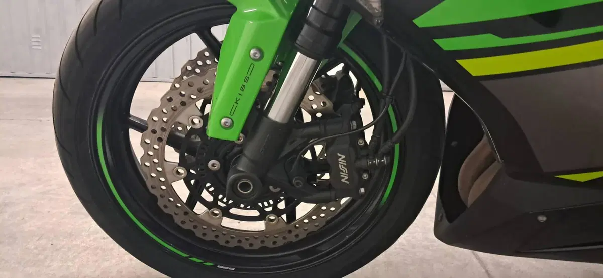 Kawasaki Ninja 636 ZX-6R KRT (2019 - 20) (7)