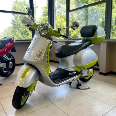 Vespa Granturismo 200 L usata