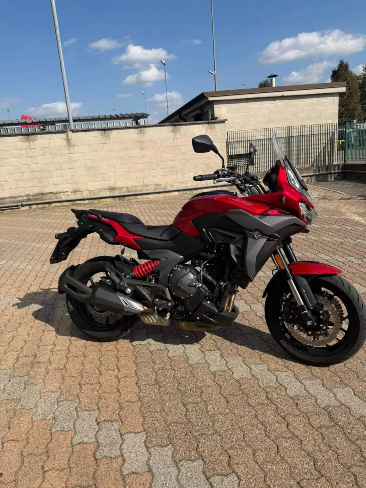 Cyclone RX650 (2025 - 26) (2)