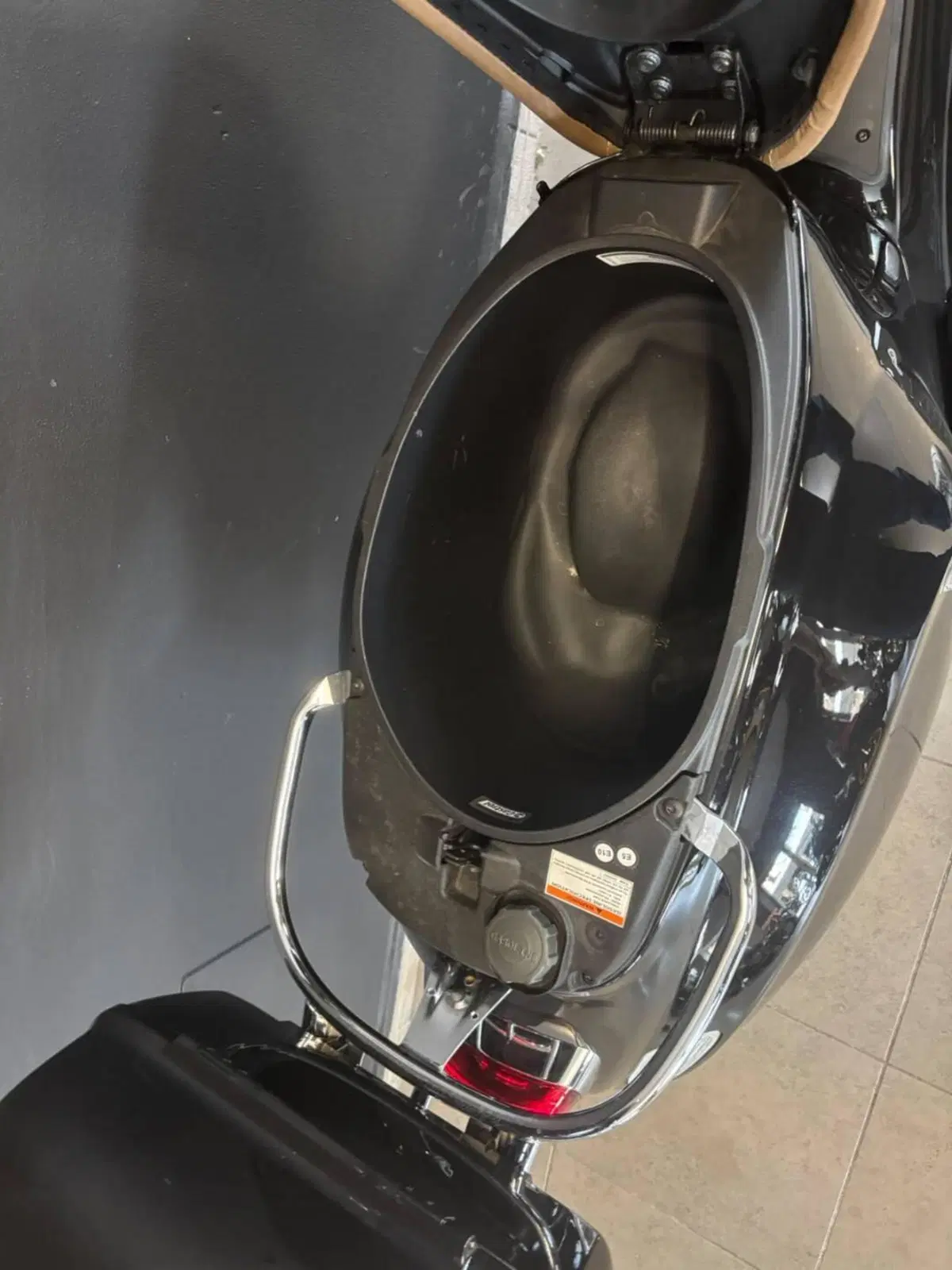Vespa Primavera 125 (2021 - 23) (7)