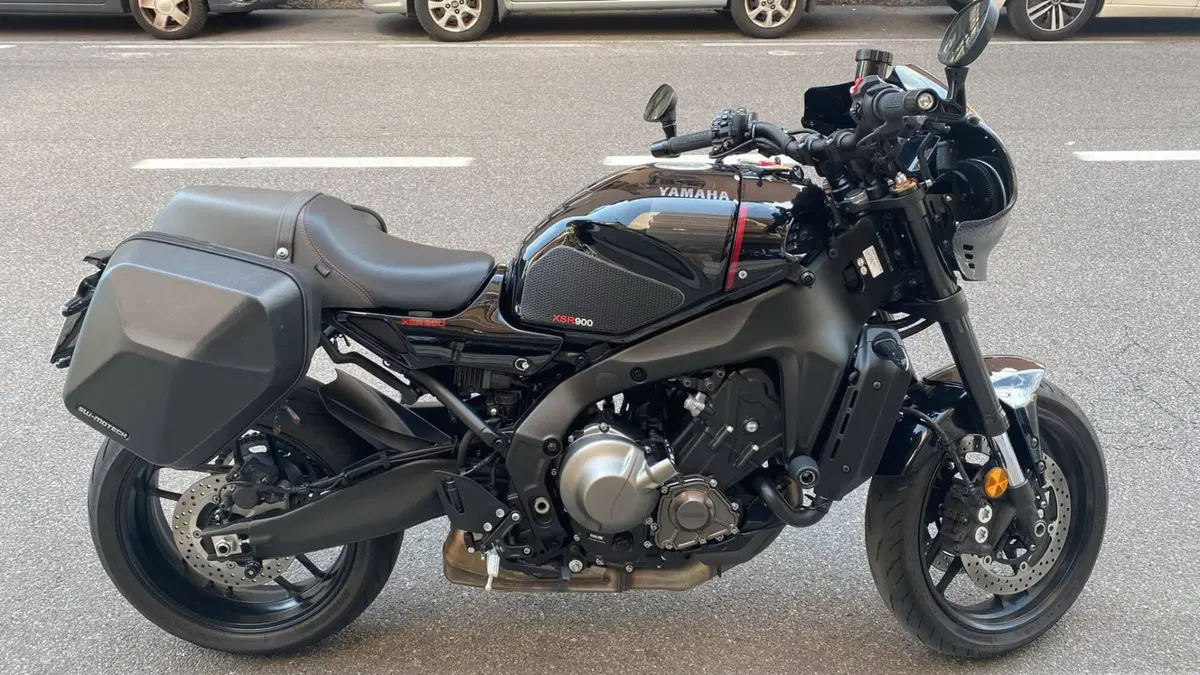 Yamaha XSR 900 (2022 - 24)