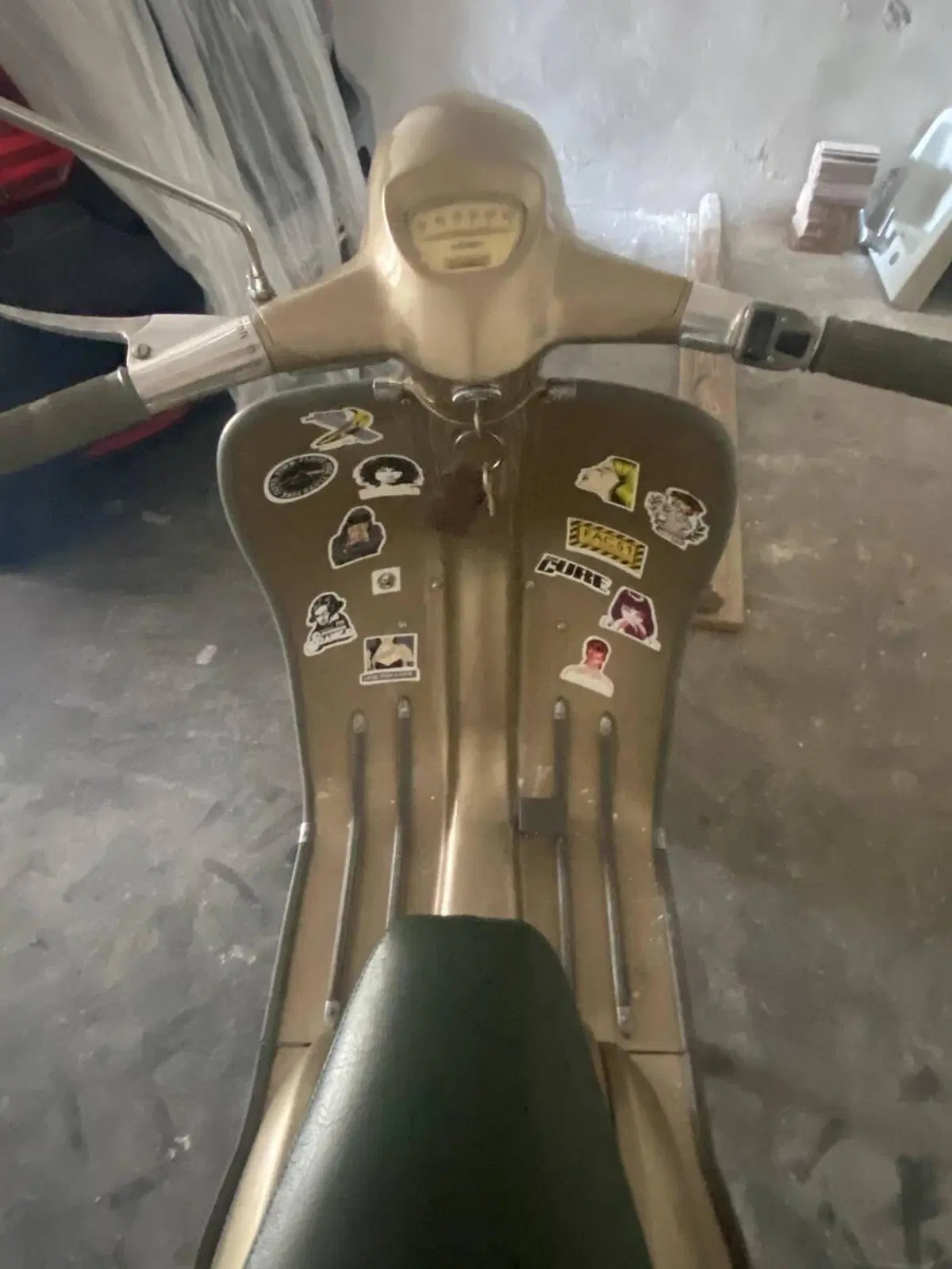 Lambretta special golden (4)
