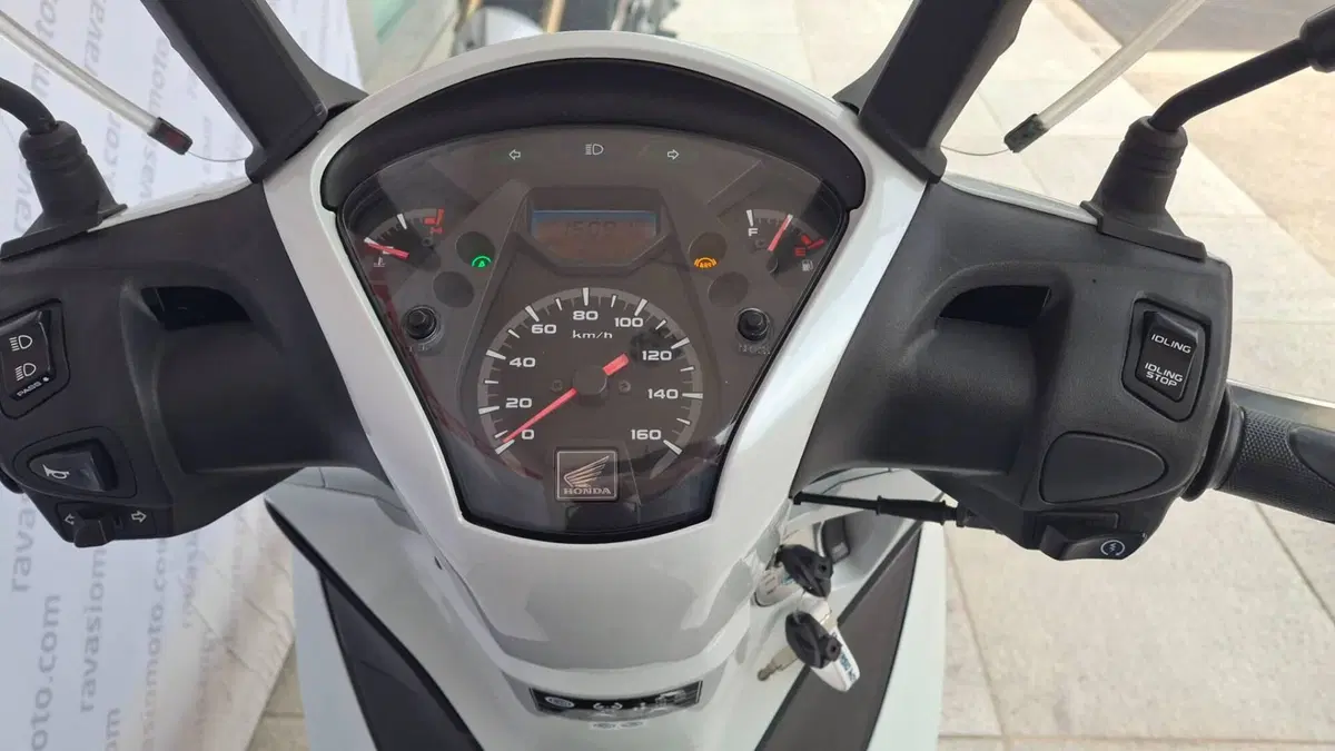 Honda SH 150i ABS (2013 - 16) (4)