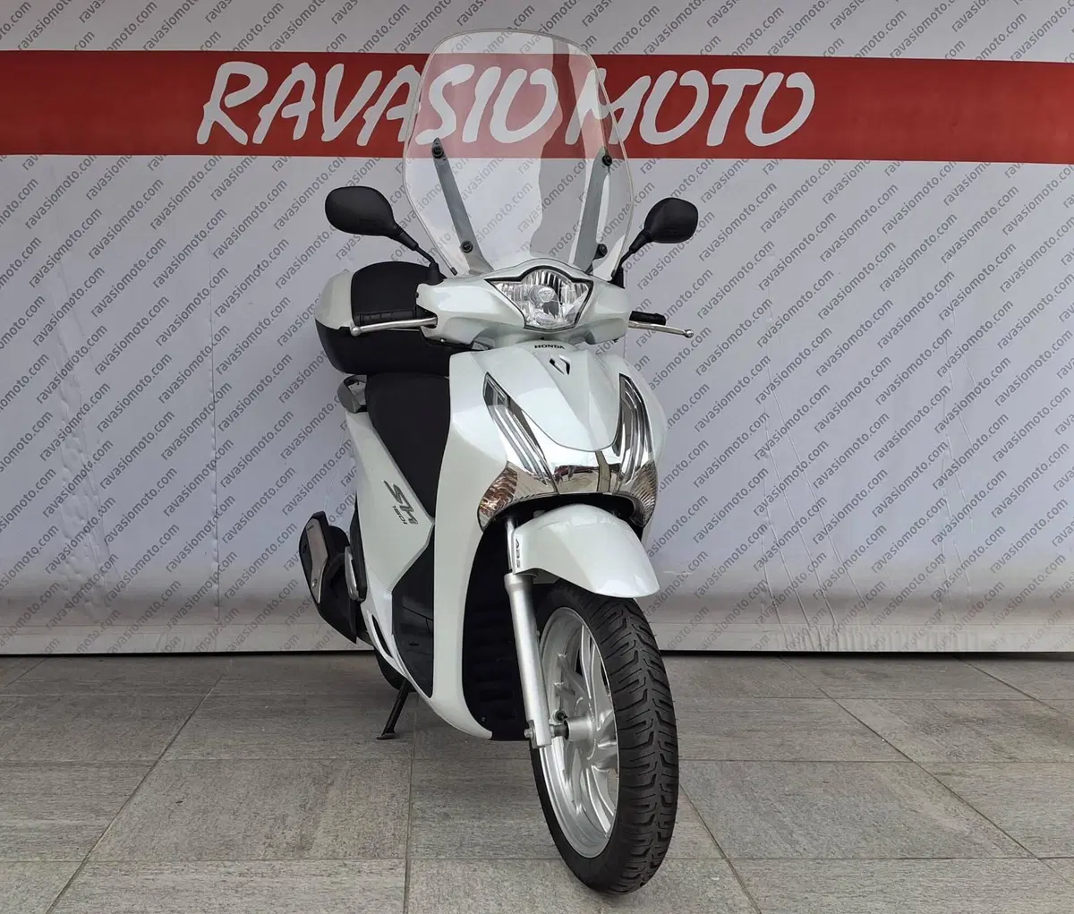 Honda SH 150i ABS (2013 - 16) (3)