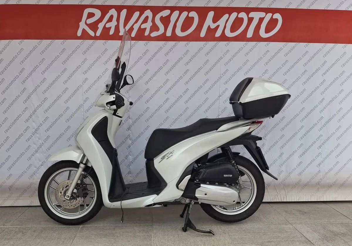 Honda SH 150i ABS (2013 - 16) (2)