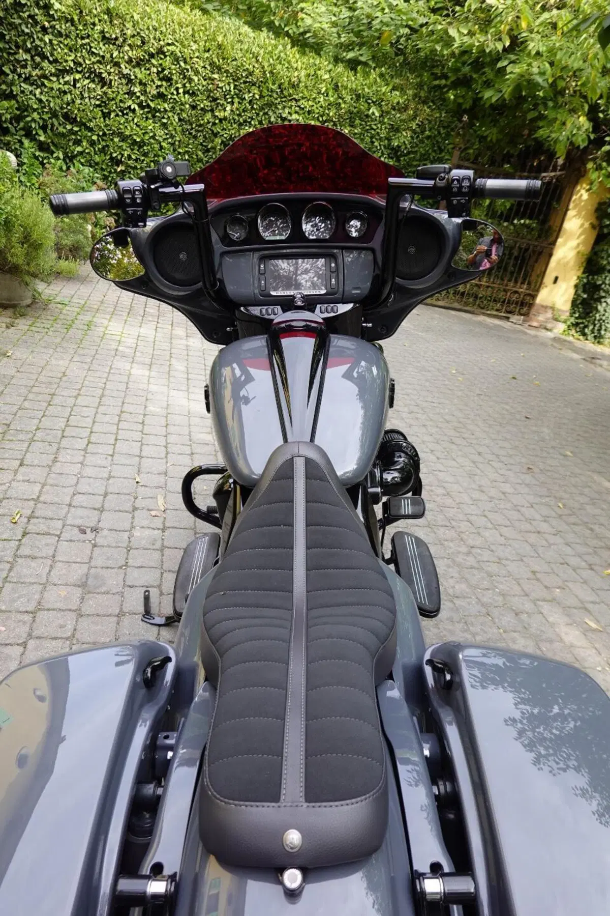 Harley-Davidson 107 Street Glide Special (2017 - 19) - FLHXS (4)