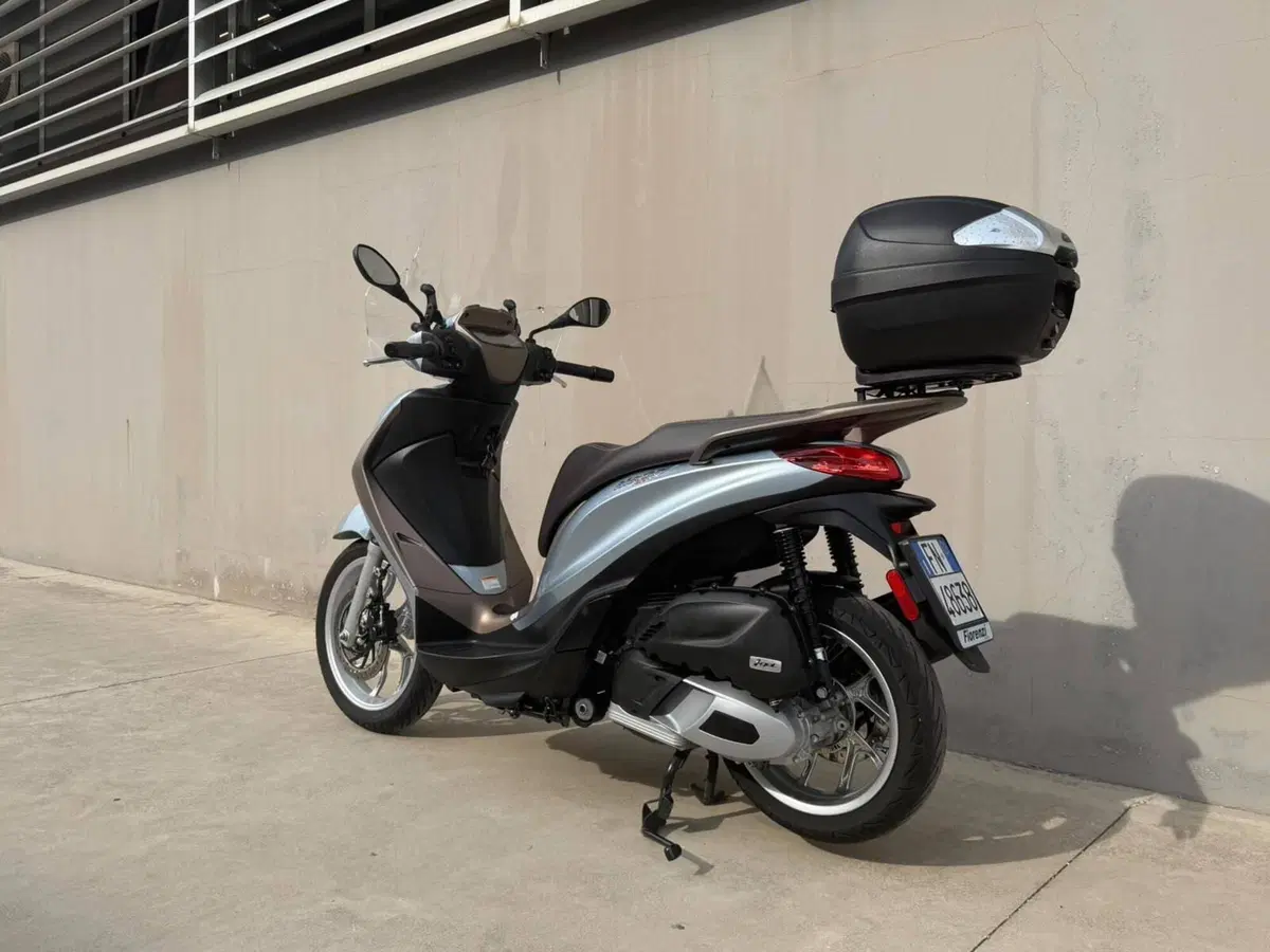 Piaggio Medley 150 S ABS (2021 - 25) (4)