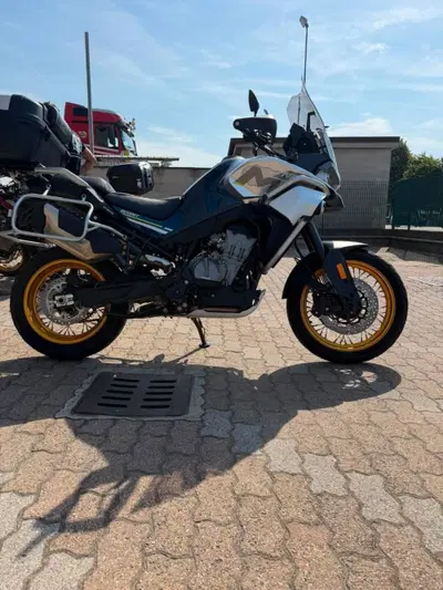 CFMOTO 800MT Explore (2023 - 26) usata