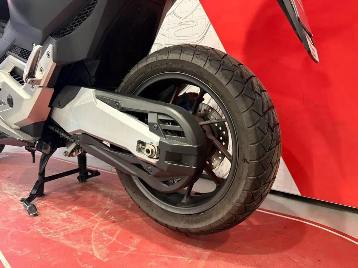 Honda Forza 750 DCT (2021 - 24) (11)