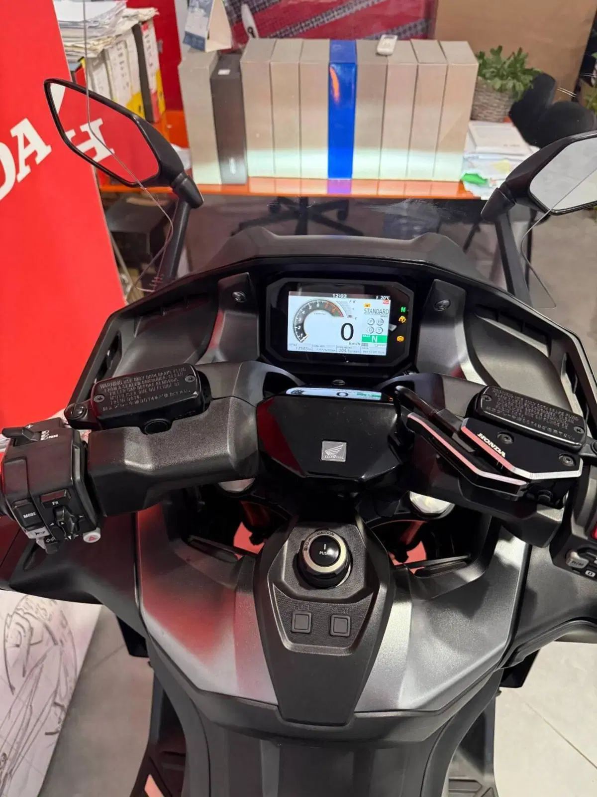 Honda Forza 750 DCT (2021 - 24) (14)