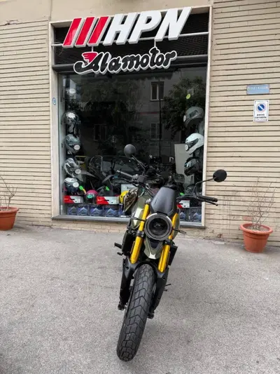 Moto Morini SEIEMMEZZO SCR (2022 - 26) usata