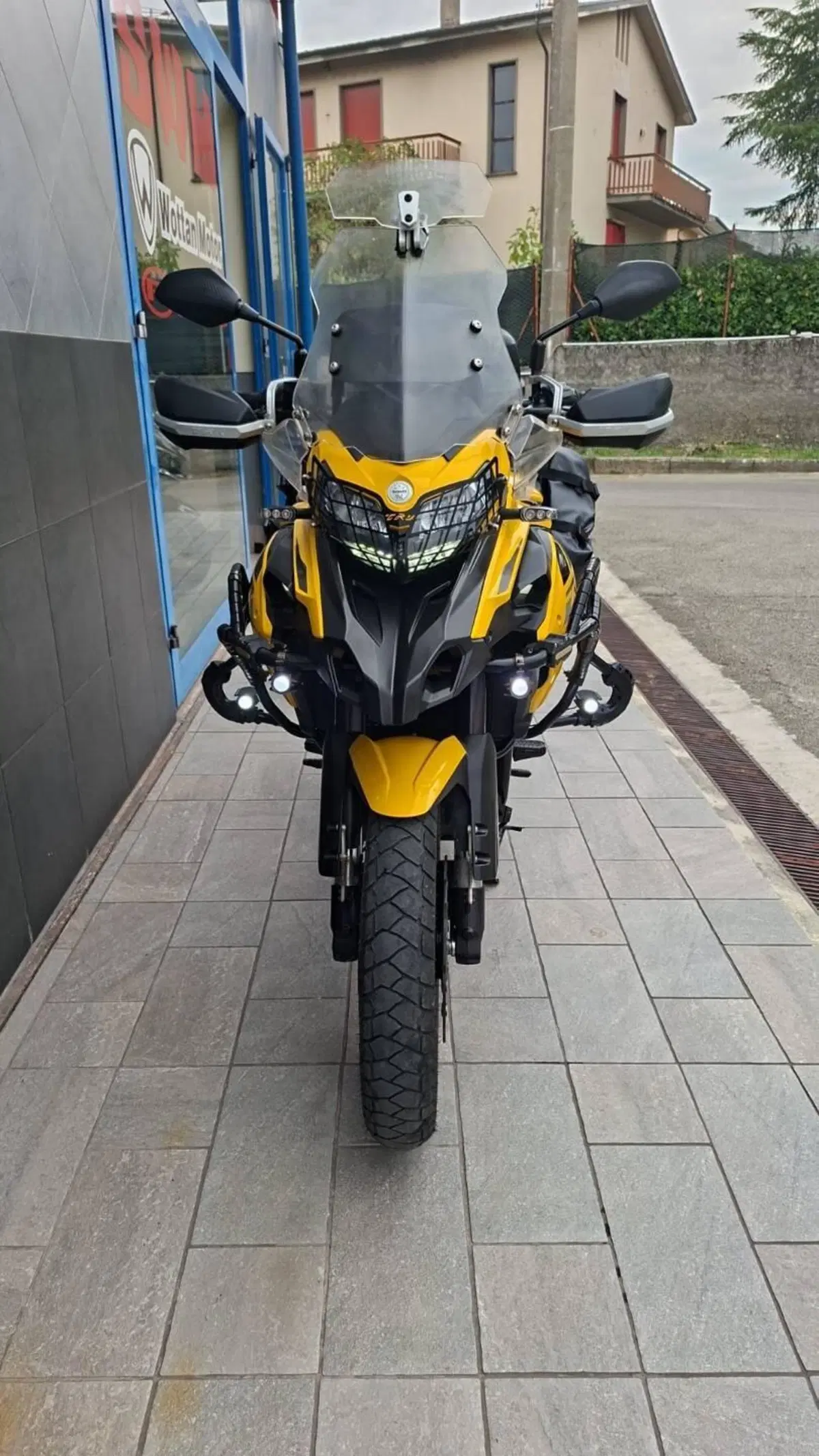 Benelli TRK 502X (2021 - 26) (2)