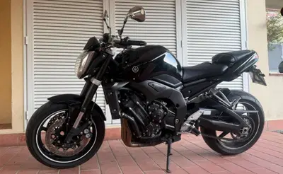 Yamaha FZ1 (2006 - 16) usata