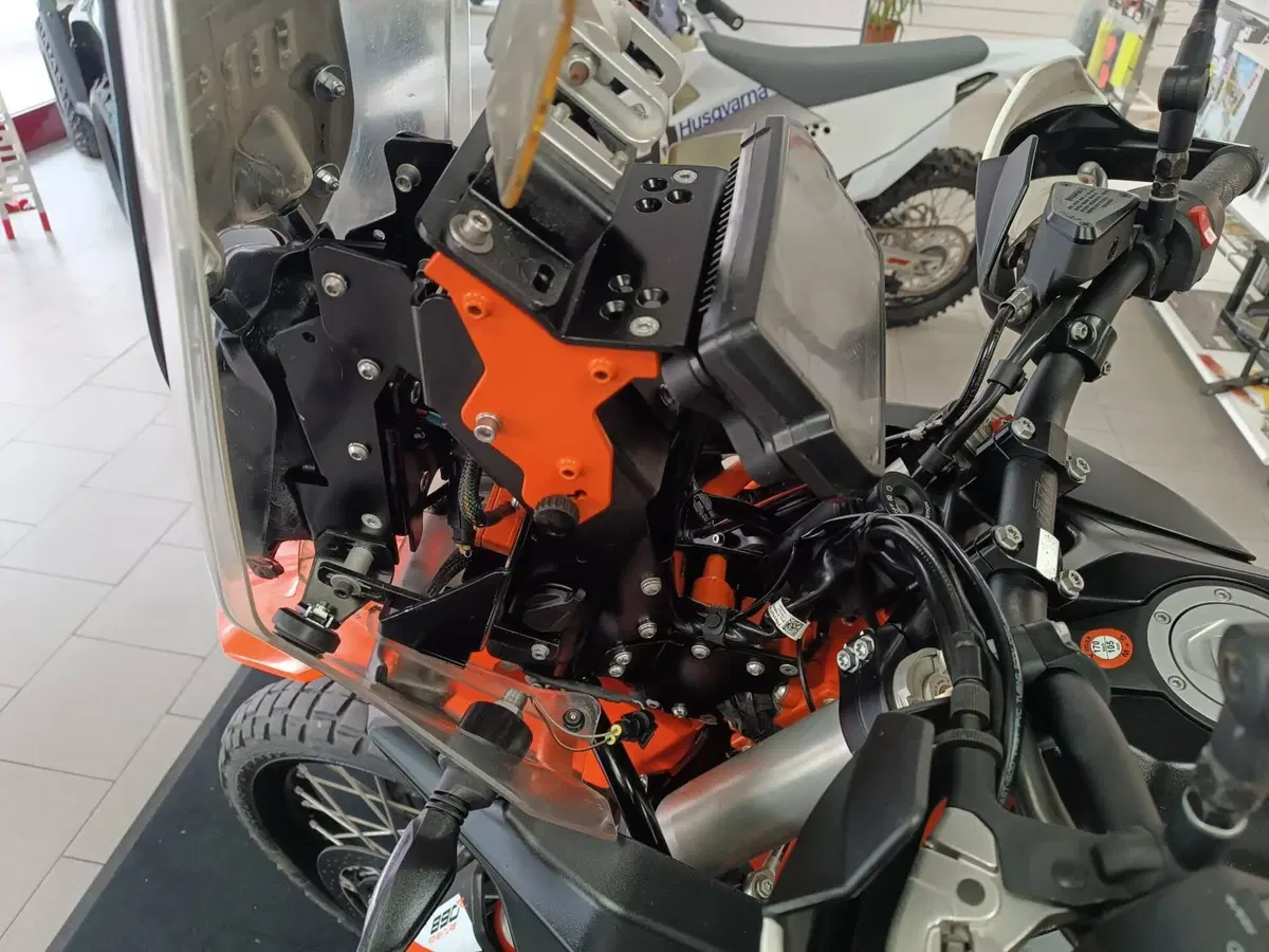 KTM 890 Adventure (2021 - 22) (8)