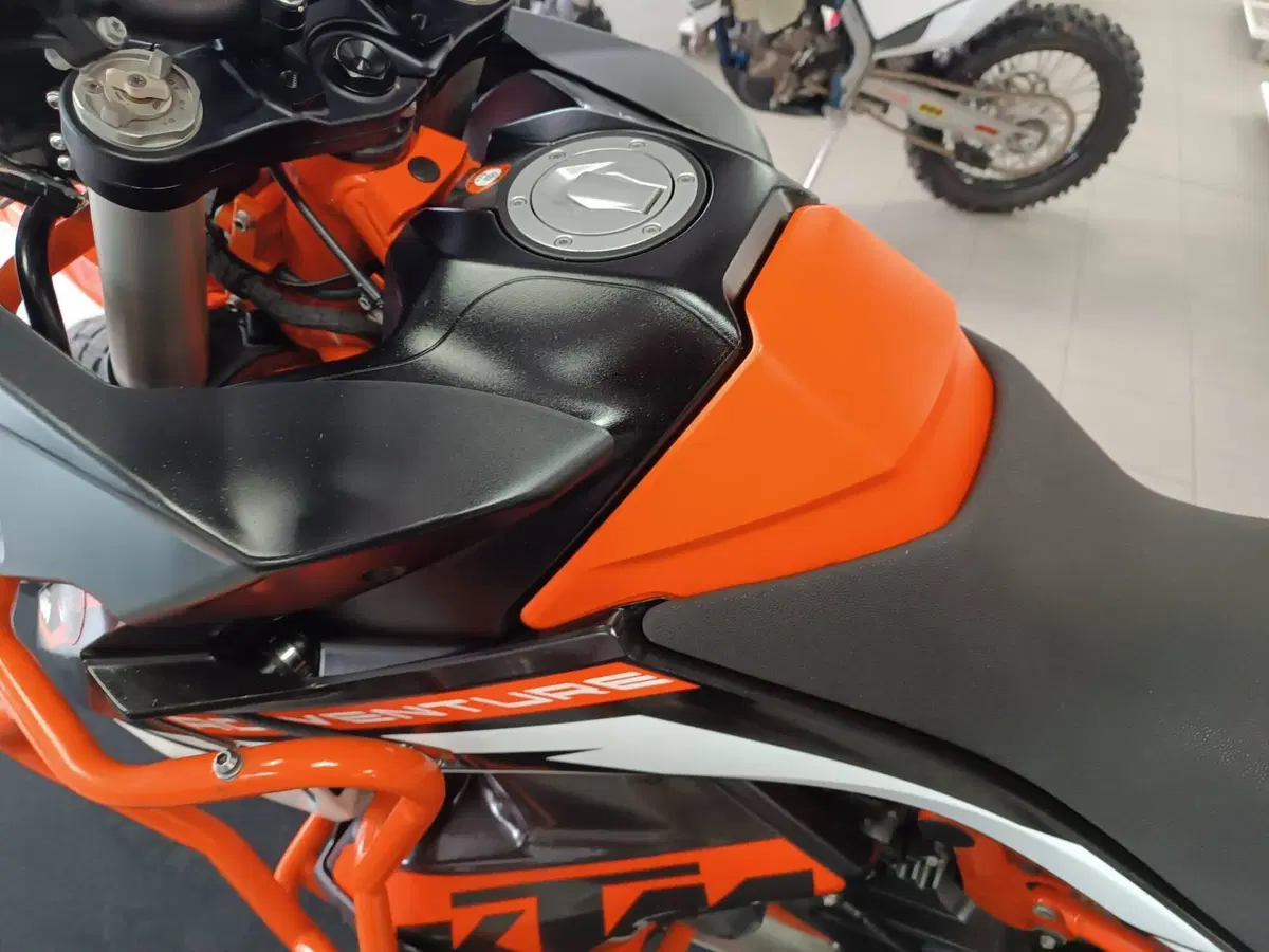 KTM 890 Adventure (2021 - 22) (10)