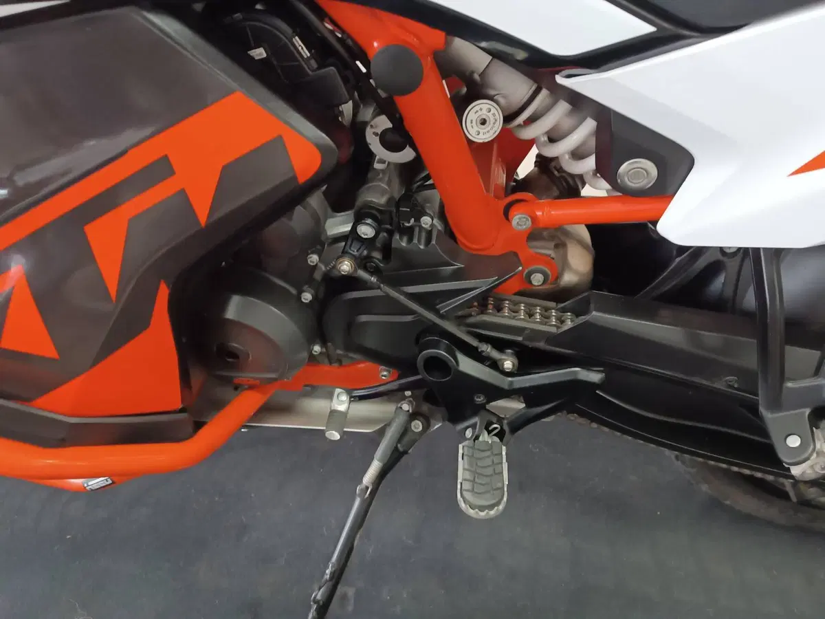 KTM 890 Adventure (2021 - 22) (11)