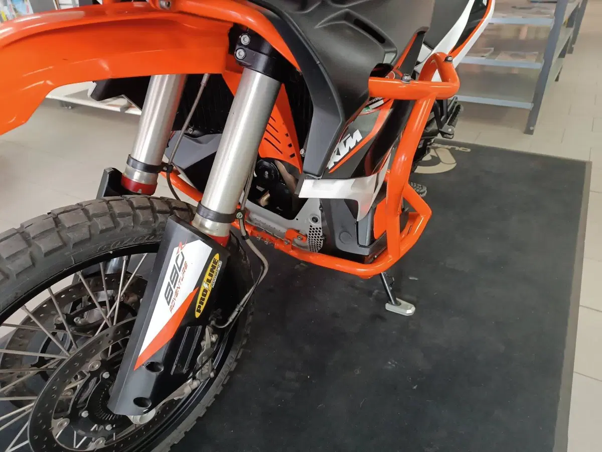 KTM 890 Adventure (2021 - 22) (12)