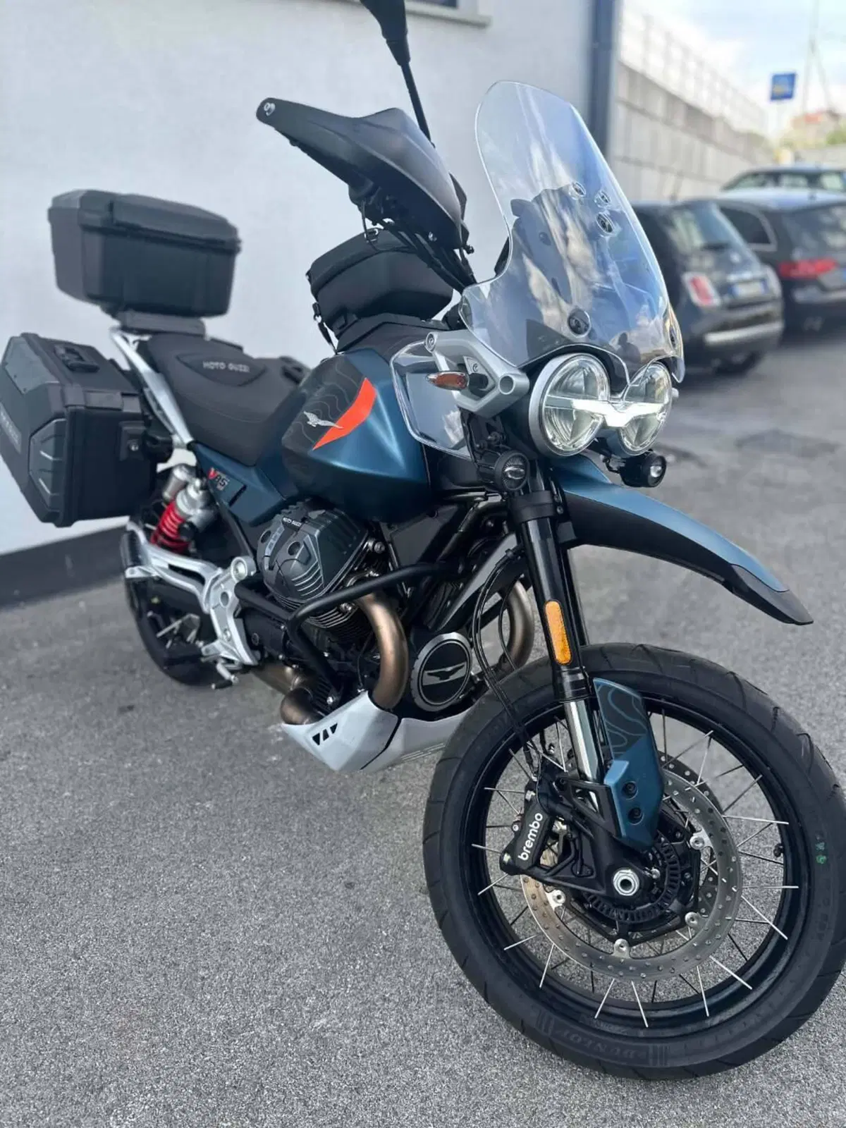 Moto Guzzi V85 TT Travel (2024 - 26) (6)