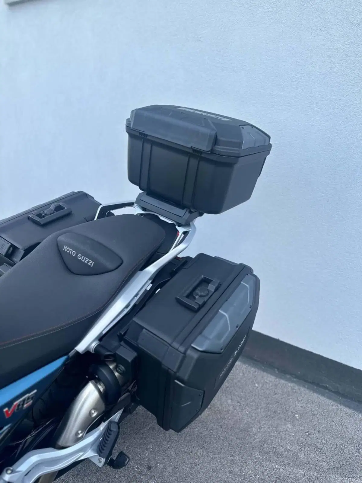 Moto Guzzi V85 TT Travel (2024 - 26) (8)