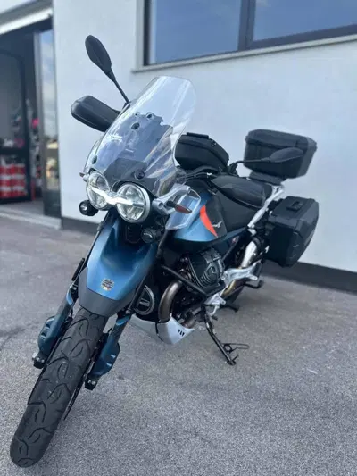 Moto Guzzi V85 TT Travel (2024 - 26) usata
