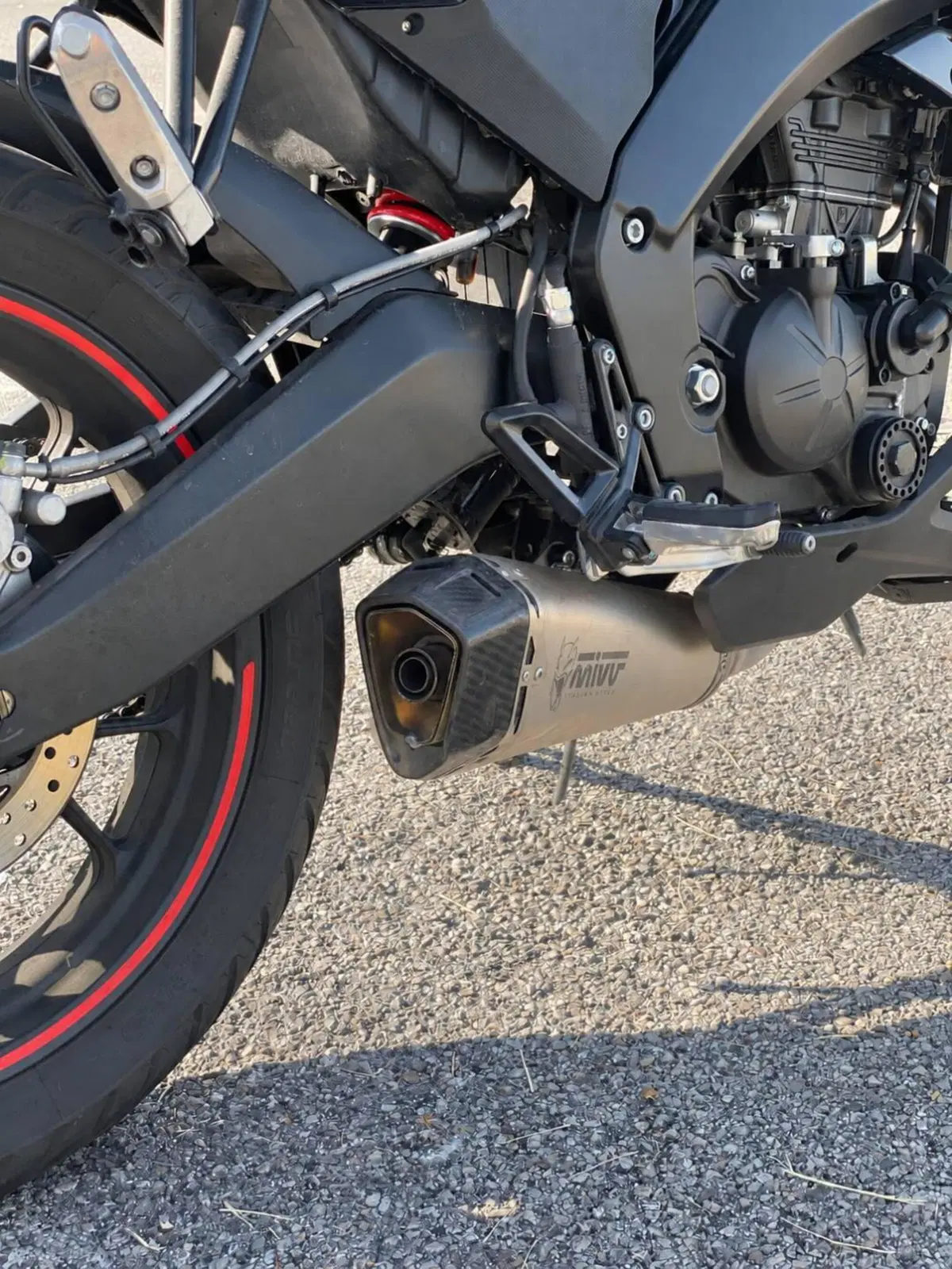 Aprilia Tuono 125 (2021 - 24) (7)