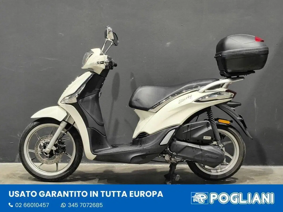 Piaggio Liberty 50 i-get (2016 - 18) (5)