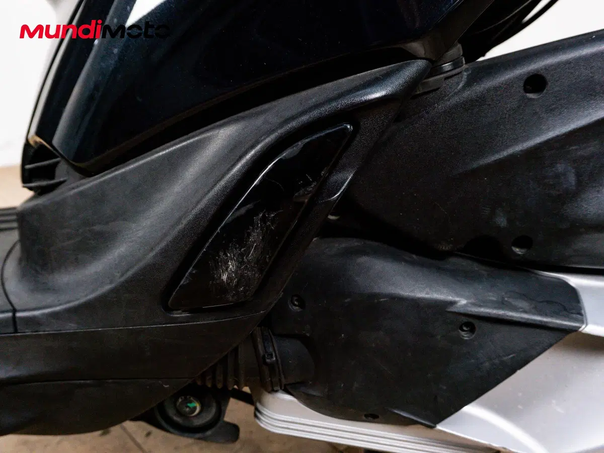 Piaggio Liberty 125 i-get ABS (2016) (13)