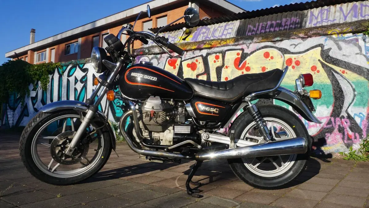 Moto Guzzi V65C (2)