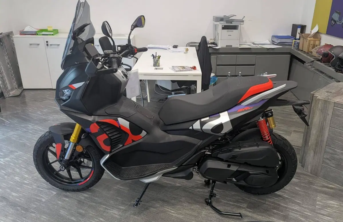 Aprilia SR GT 400 Rally Replica (2026)