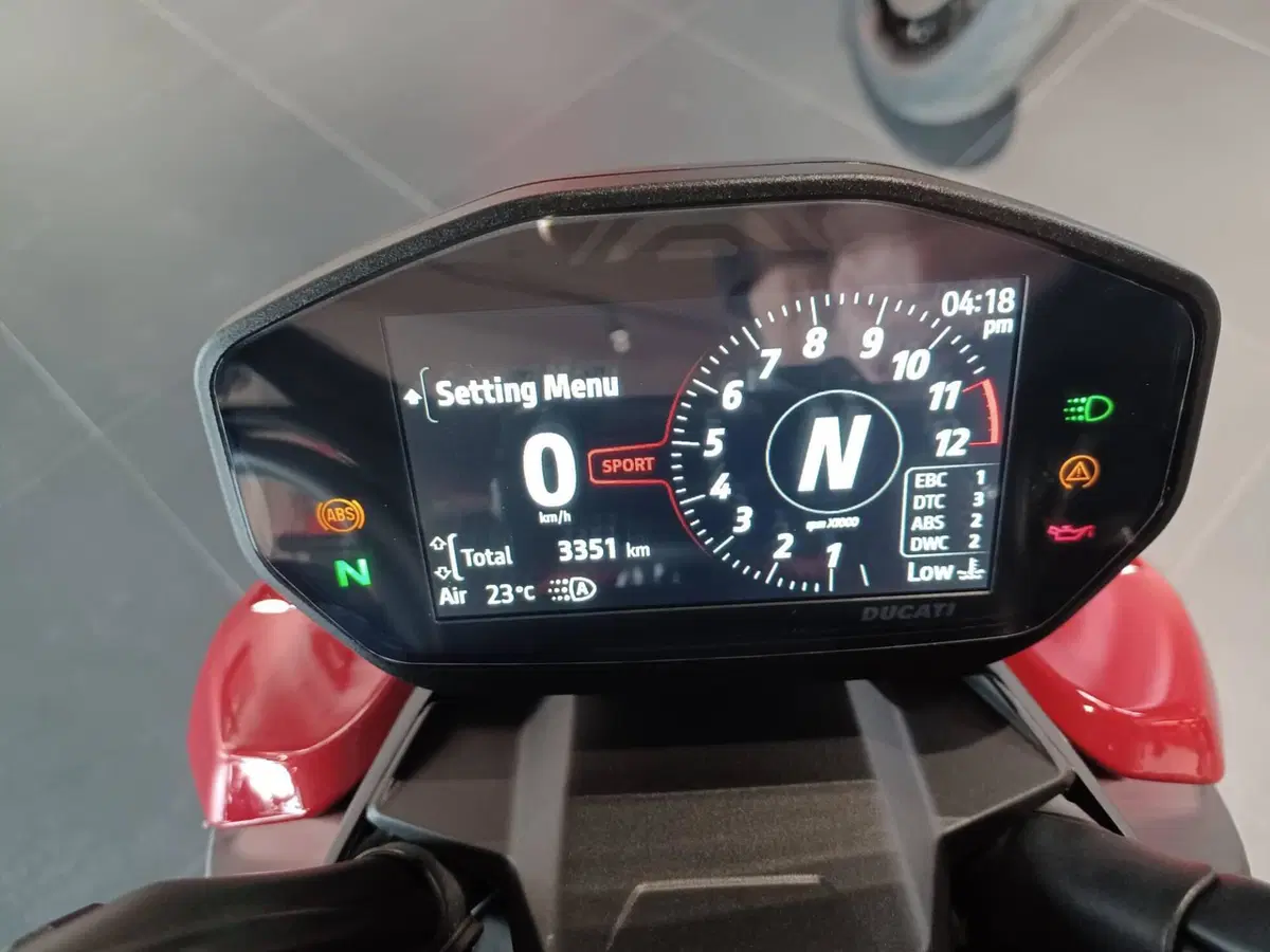 Ducati Streetfighter V2 (2022 - 24) (3)