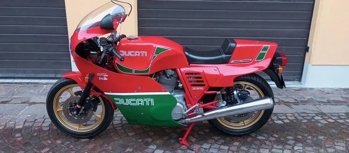 Ducati 1000 Mike Hailwood Replica  (2)