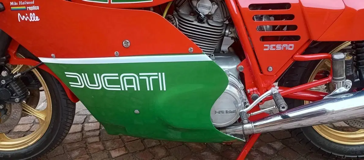 Ducati 1000 Mike Hailwood Replica  (8)