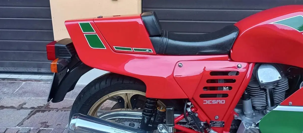 Ducati 1000 Mike Hailwood Replica  (15)