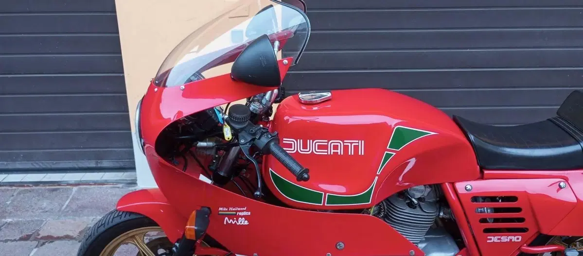 Ducati 1000 Mike Hailwood Replica  (18)