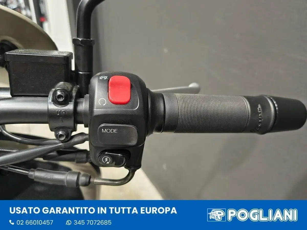 Vespa GTV 300 Hpe (2023 - 25) (9)