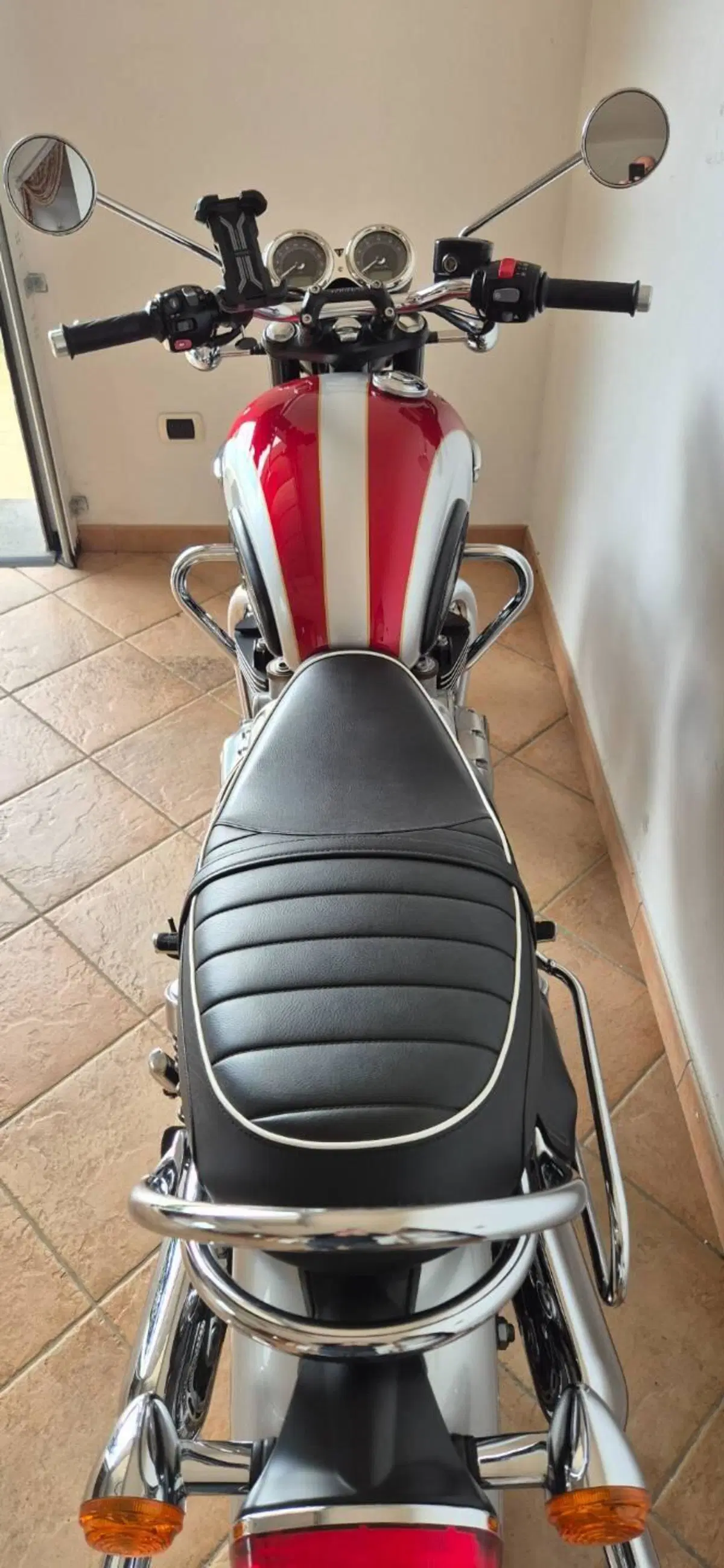 Triumph Bonneville T120 (2016 - 20) (10)