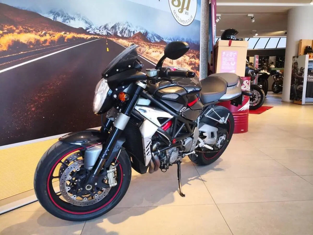 MV Agusta Brutale 910 R (2006 - 11) (11)